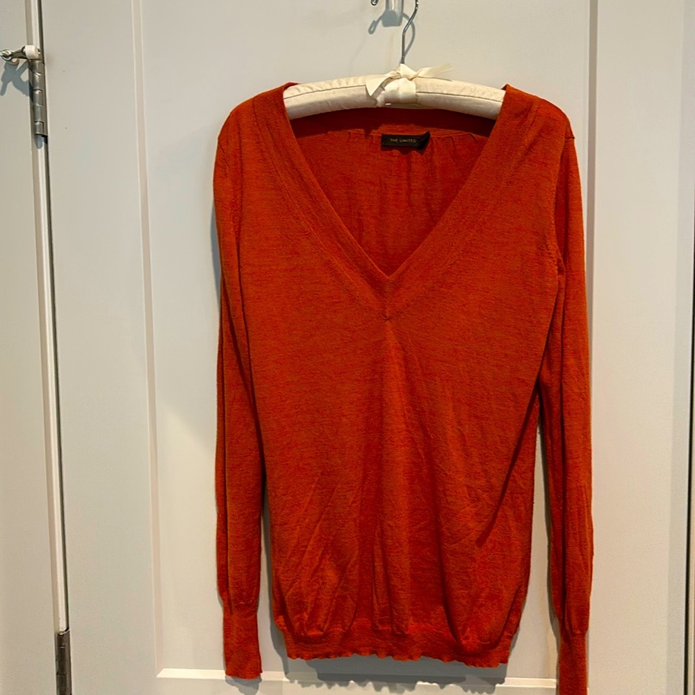 Great deep orange lightweight sweater.